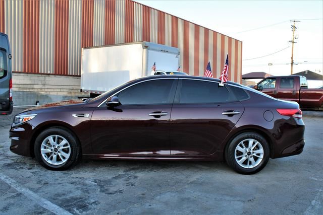 Used 2018 Kia Optima LX image 3