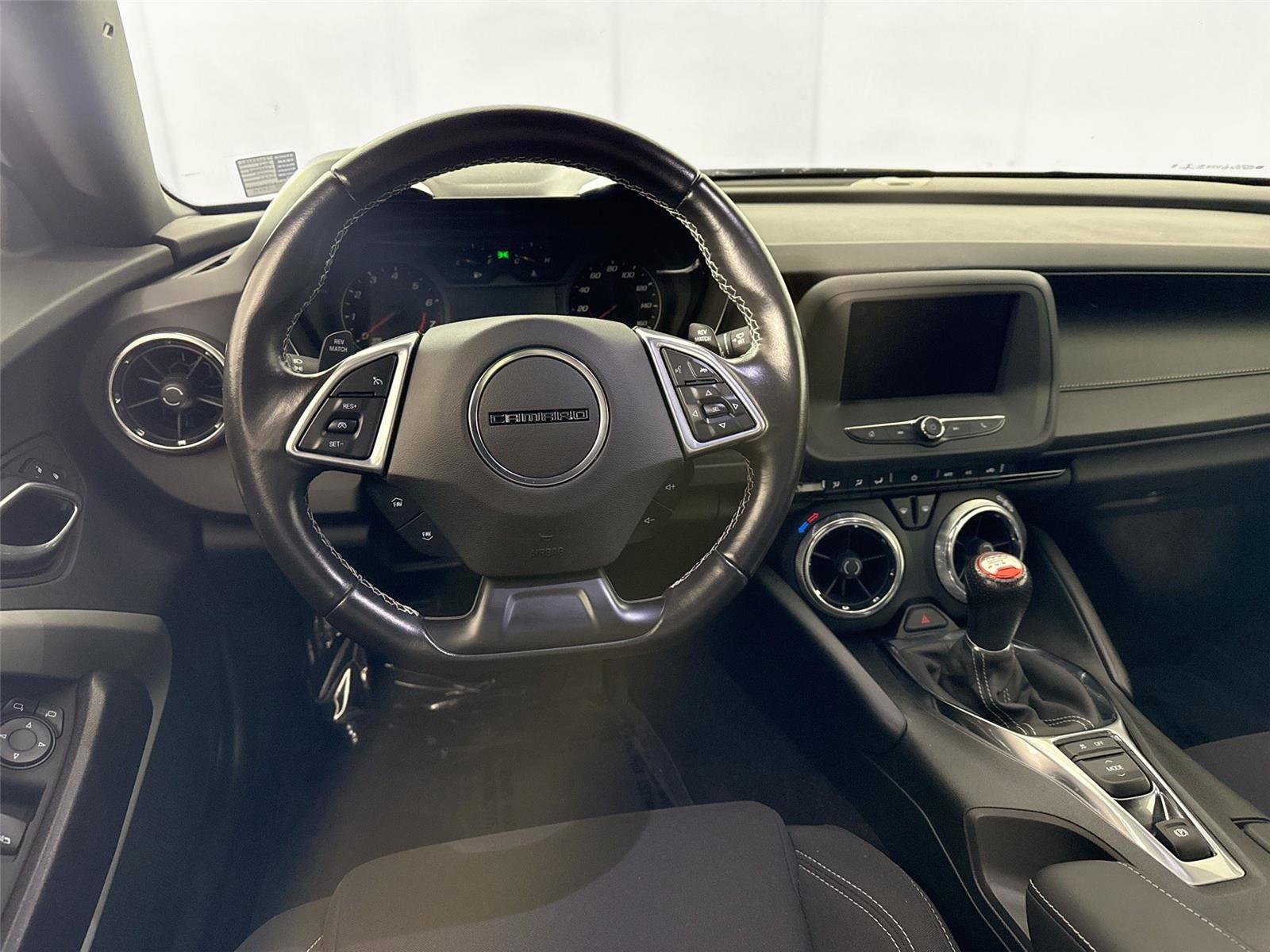 Used 2021 Chevrolet Camaro LT image 27