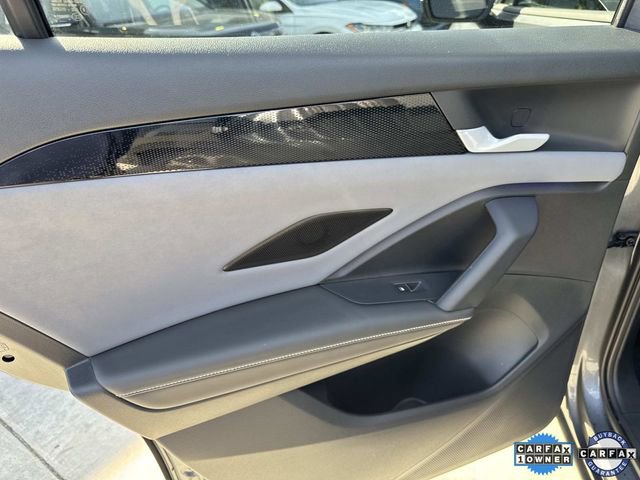 Used 2025 Volkswagen Tiguan SE FWD image 9