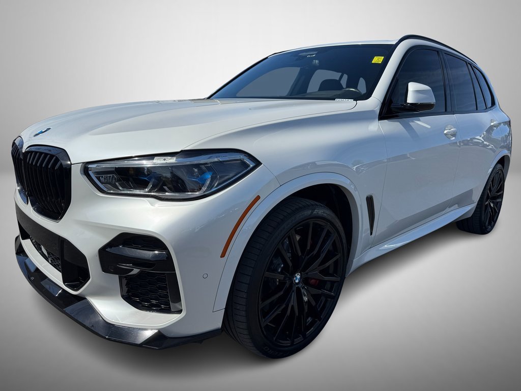 Used 2022 BMW X5 M50i w/ Executive Package image 2