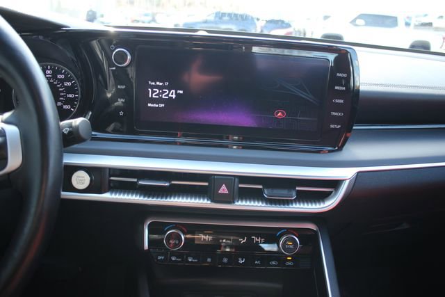 Used 2023 Kia K5 GT-Line w/ GT-Line Premium Package image 4