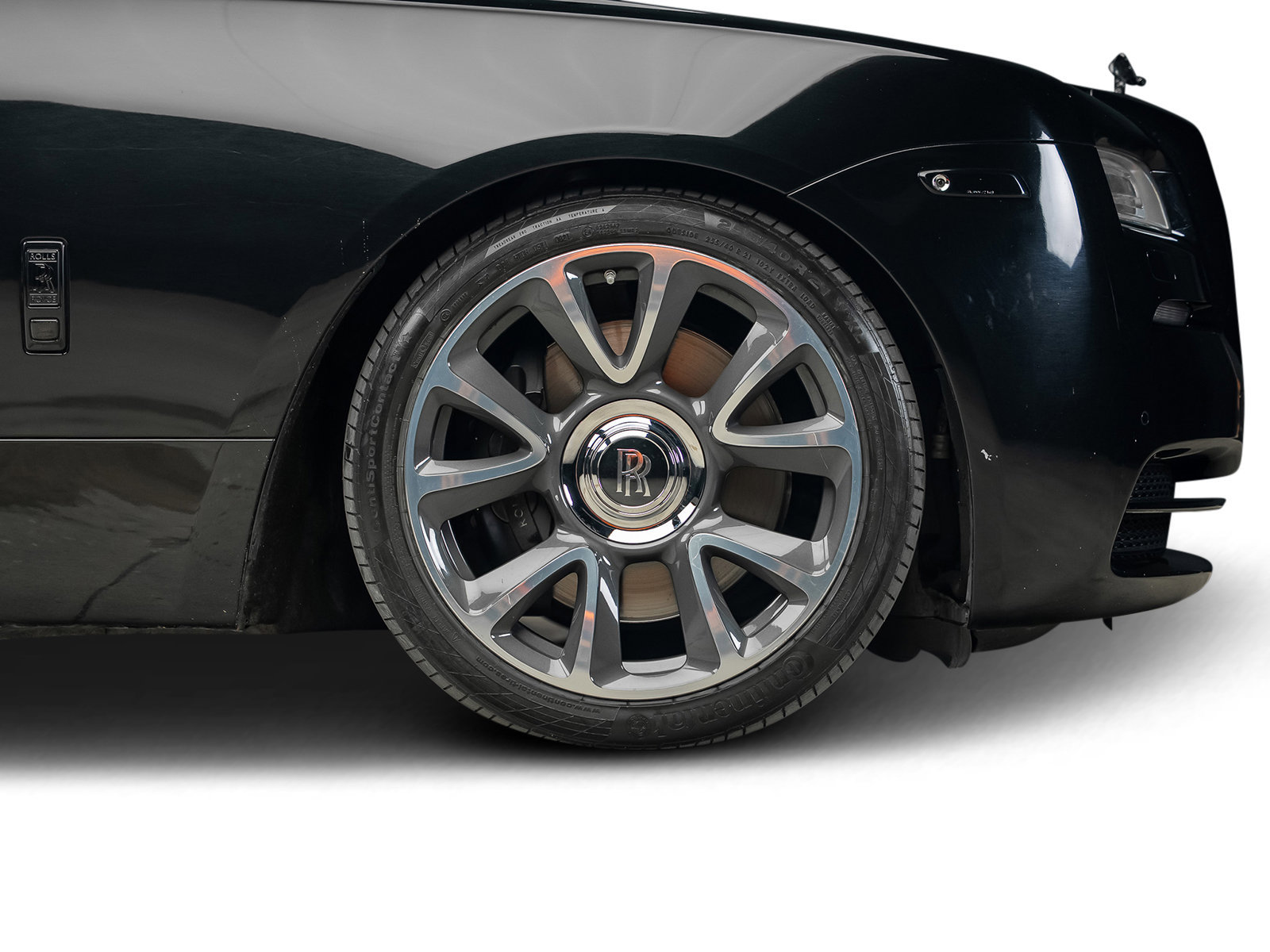 Used 2016 Rolls-Royce Wraith RWD image 25