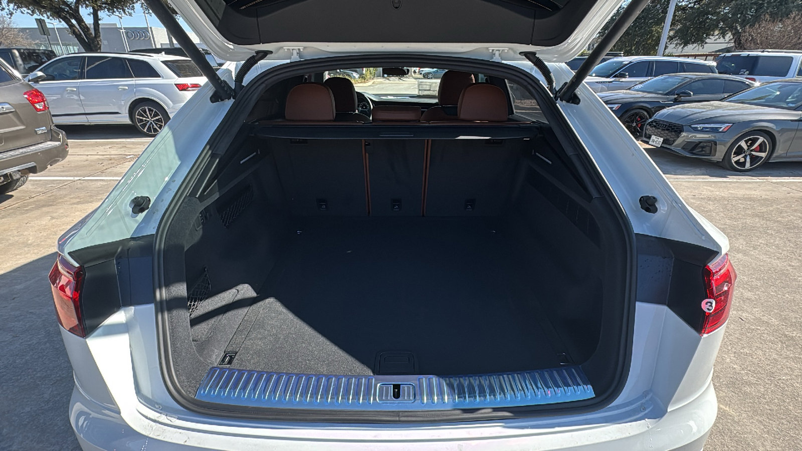 New 2026 Audi Q8 Prestige AWD/4WD image 25