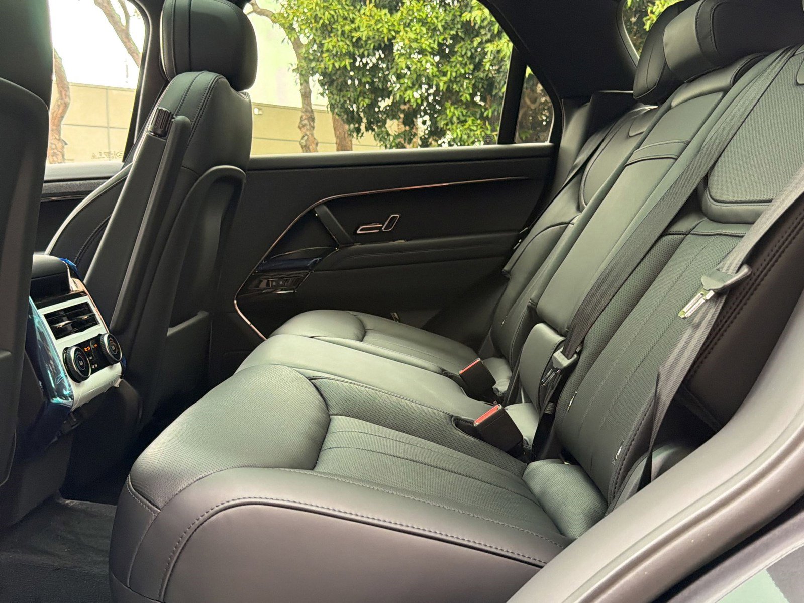 New 2026 Land Rover Range Rover Sport SE image 27