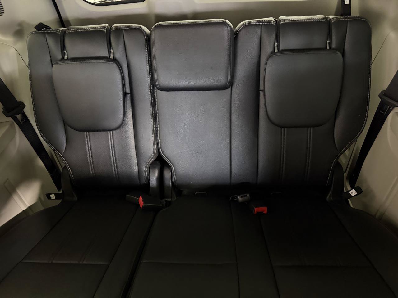 Used 2016 Chrysler Town & Country Touring FWD image 24