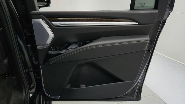 Certified 2026 Cadillac Escalade ESV Platinum Sport image 23