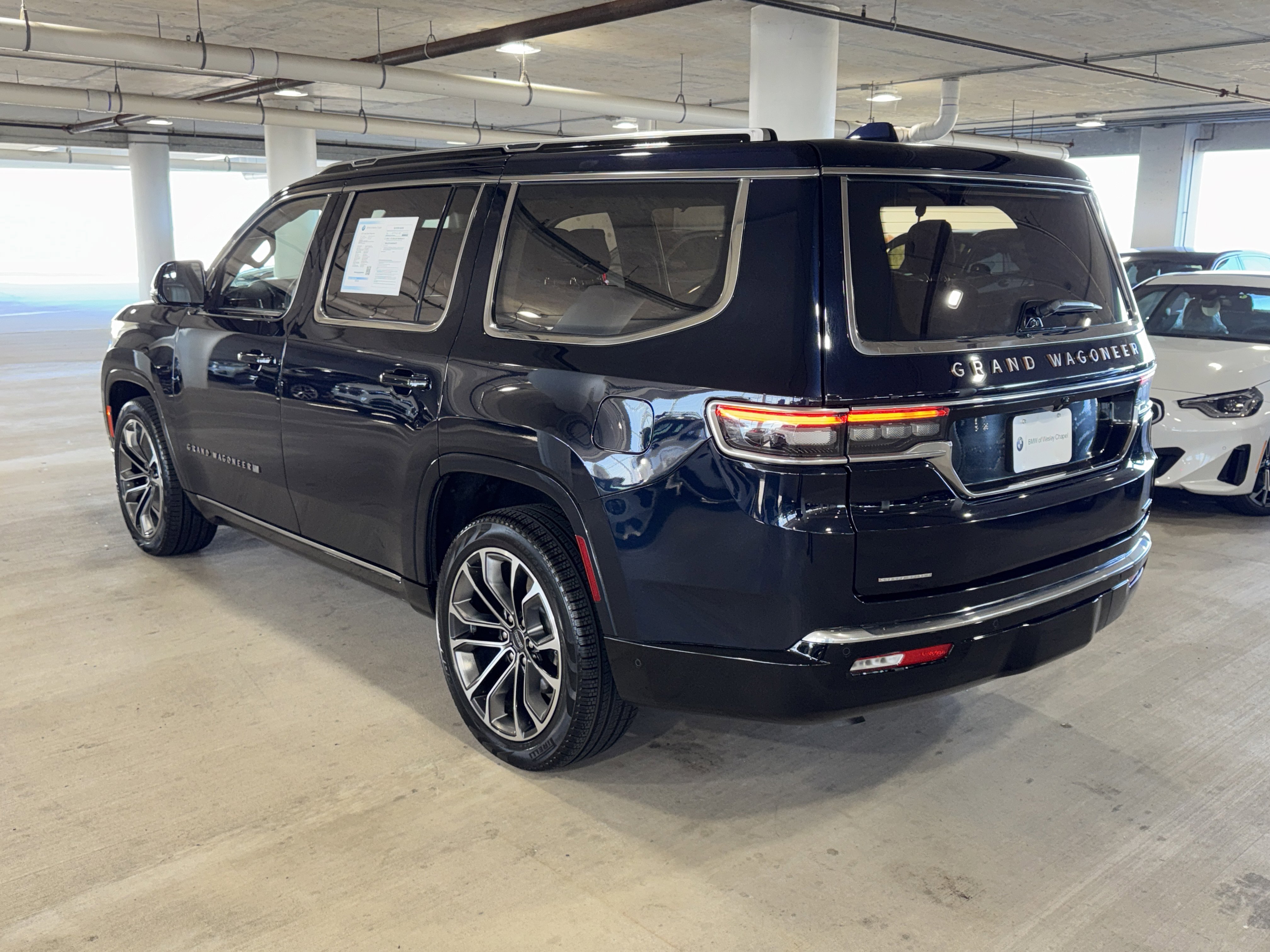 Used 2023 Jeep Grand Wagoneer Series III image 6