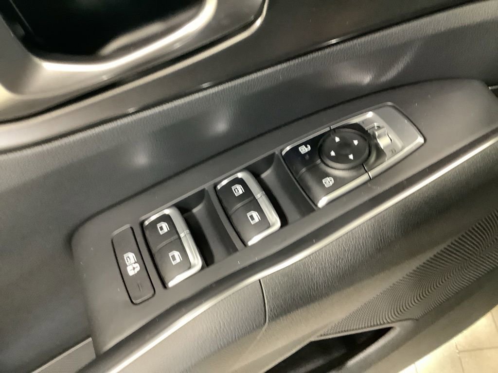 Certified 2025 Kia Sorento EX image 14