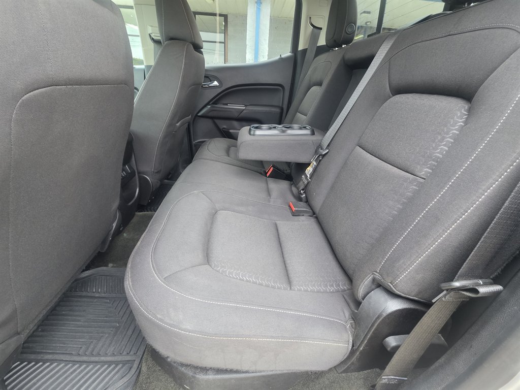 Used 2016 GMC Canyon SLE w/ SLE Convenience Package RWD image 5