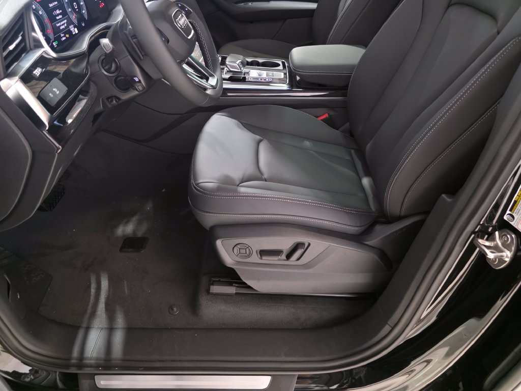 New 2026 Audi Q7 2.0T Premium AWD/4WD image 18
