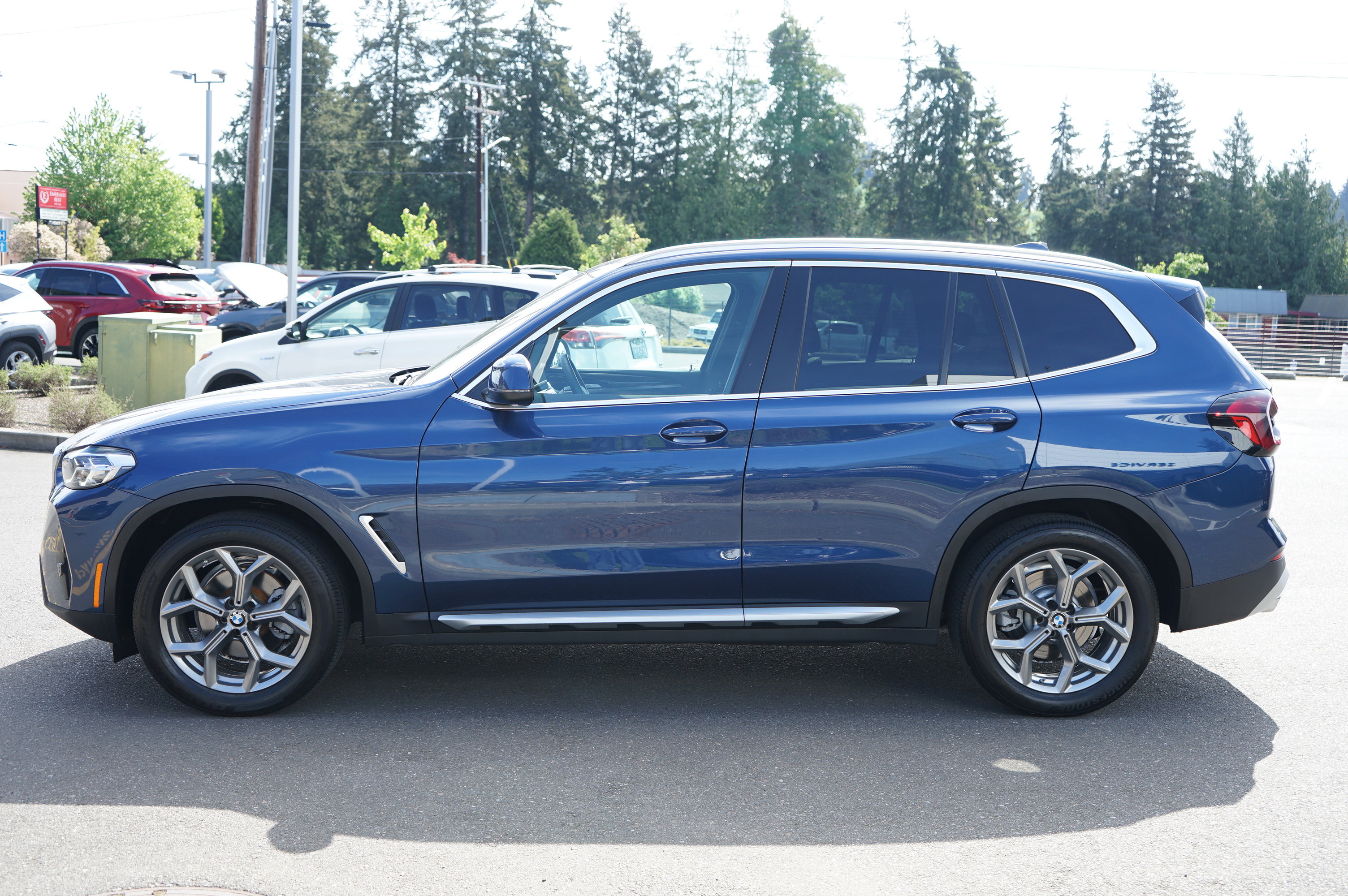 Used 2023 BMW X3 xDrive30i AWD/4WD image 7