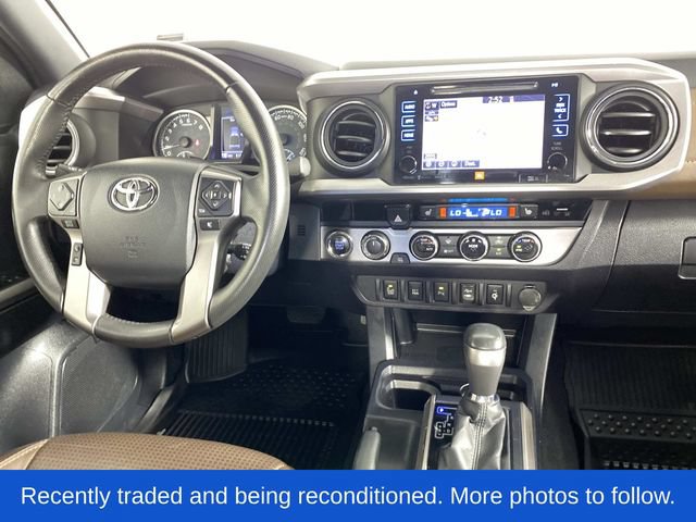 Used 2017 Toyota Tacoma Limited w/ Tow Package AWD/4WD image 14