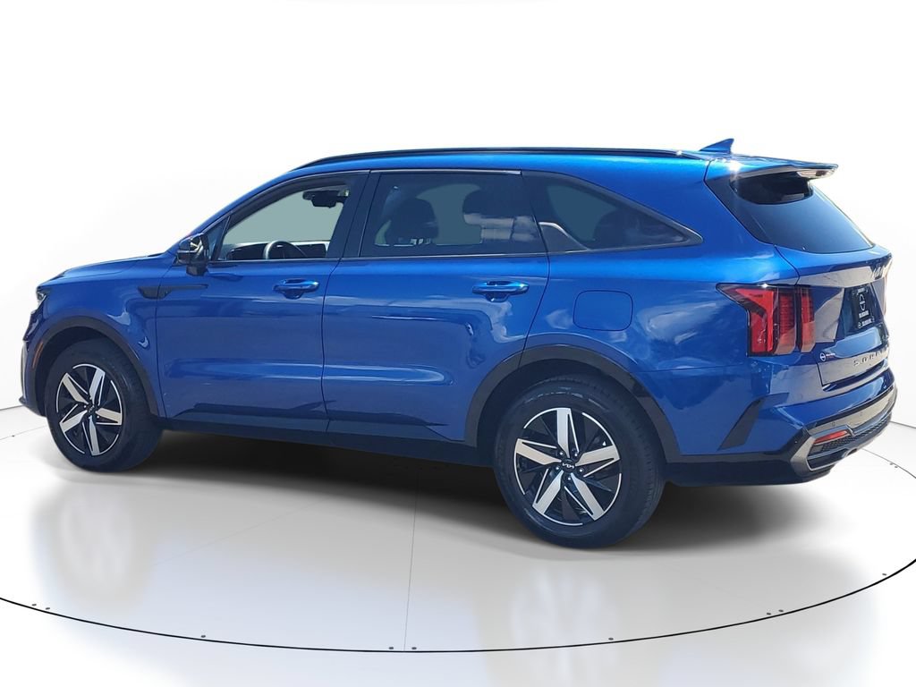 Used 2022 Kia Sorento S FWD image 3