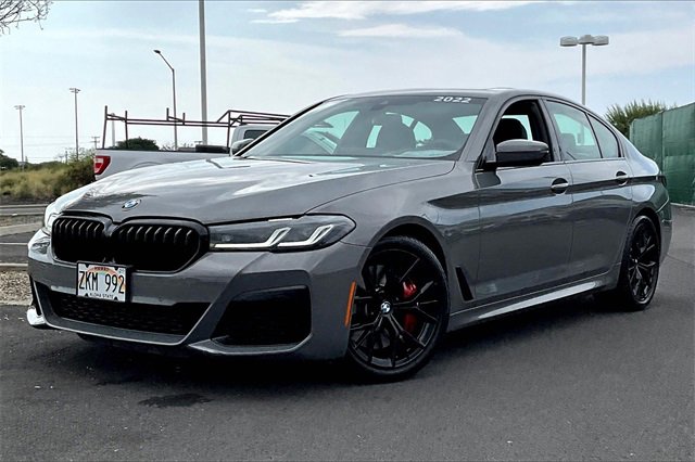 Used 2022 BMW M550i xDrive w/ Shadowloine Package