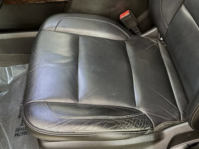 Used 2019 Chevrolet Suburban LT AWD/4WD image 20