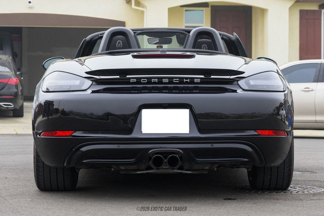 Used 2025 Porsche 718 Boxster image 7