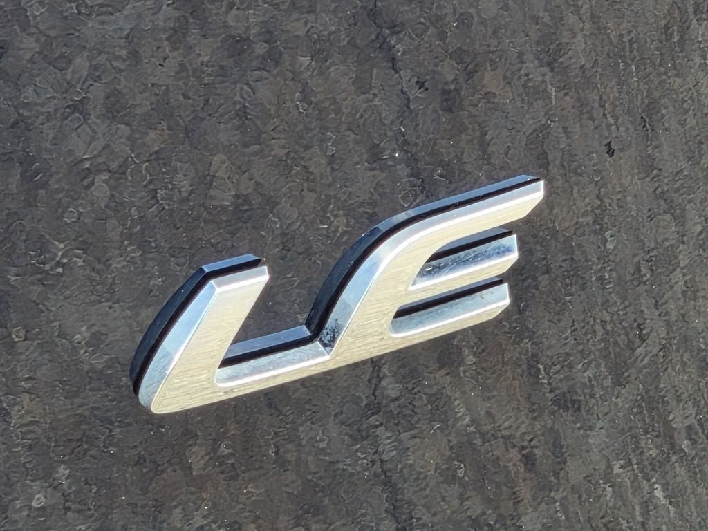 Used 2023 Toyota Corolla LE w/ LE Convenience Package FWD image 11