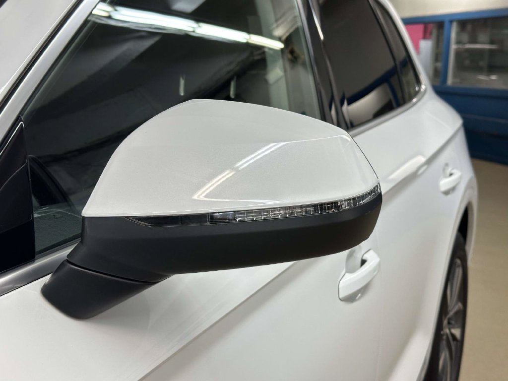 Used 2021 Audi Q5 Premium Plus w/ Premium Plus Package AWD/4WD image 34