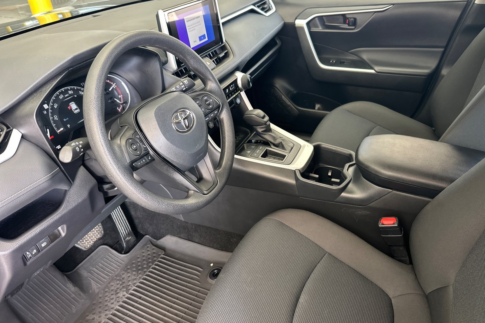 Certified 2025 Toyota RAV4 LE FWD image 9