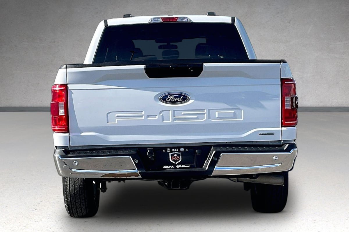 Used 2021 Ford F150 XLT w/ Trailer Tow Package AWD/4WD image 4