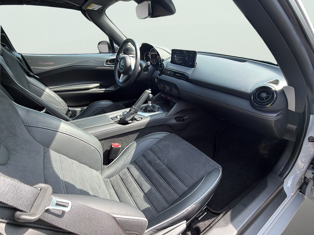 Certified 2024 MAZDA MX-5 Miata RF Club RWD image 16