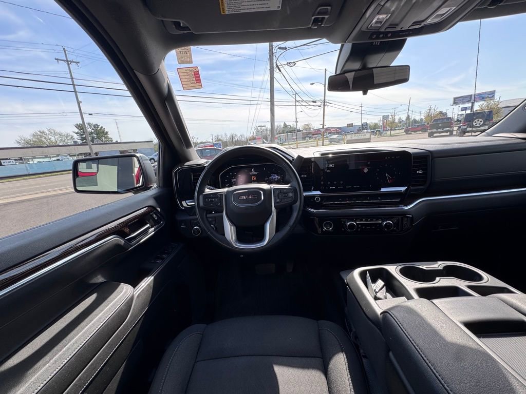 Used 2024 GMC Sierra 1500 Elevation w/ LPO, Elevation Black Package image 29