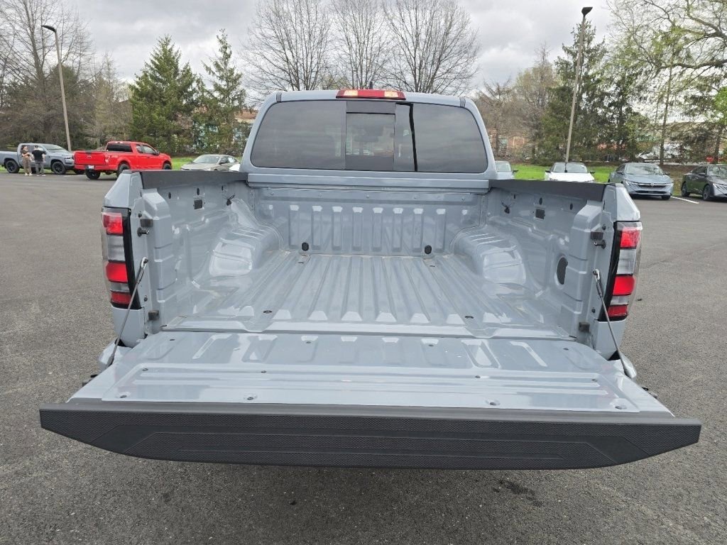 Used 2025 Nissan Frontier PRO-4X AWD/4WD image 14