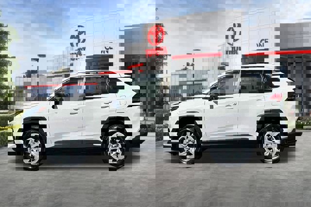 Certified 2024 Toyota RAV4 LE image 9