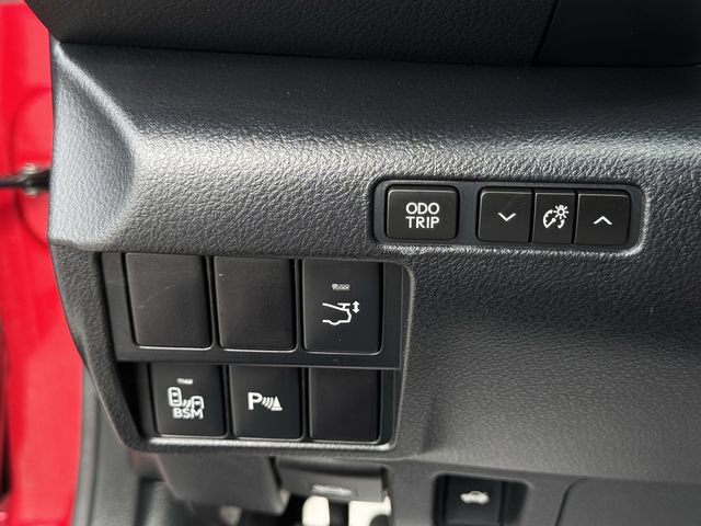 Used 2015 Lexus RC F w/ Premium Package RWD image 24