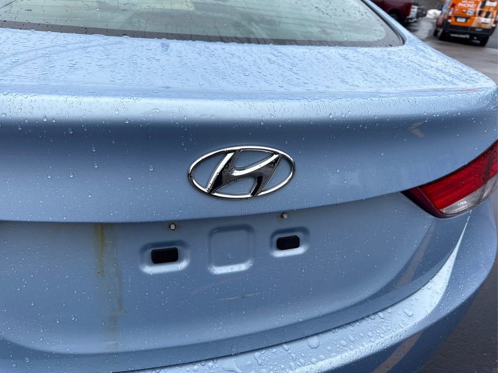 Used 2011 Hyundai Elantra GLS w/ Preferred Equipment Pkg 3 image 12