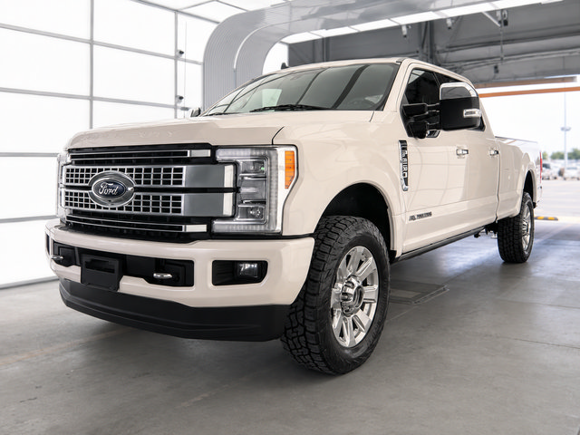 Used 2019 Ford F250 Platinum w/ Platinum Ultimate Package AWD/4WD image 1