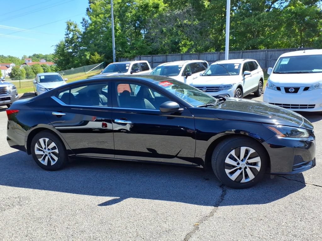 Certified 2025 Nissan Altima 2.5 S FWD video 2