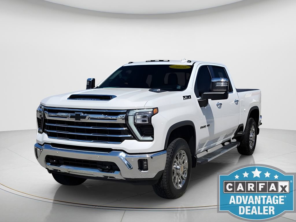 Used 2026 Chevrolet Silverado 2500 LTZ w/ LTZ Plus Package AWD/4WD image 2