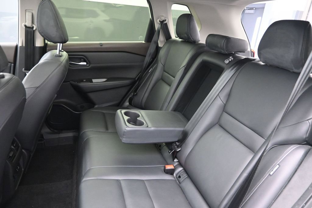 Used 2023 Nissan Rogue SL w/ SL Premium Package FWD image 14