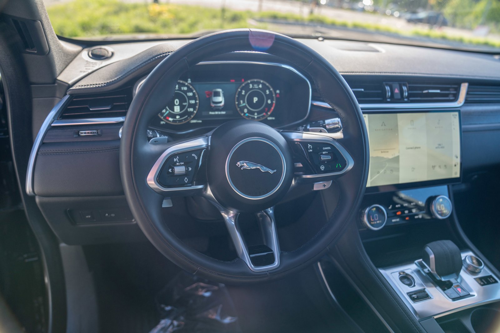 Used 2021 Jaguar F-PACE S AWD/4WD image 14