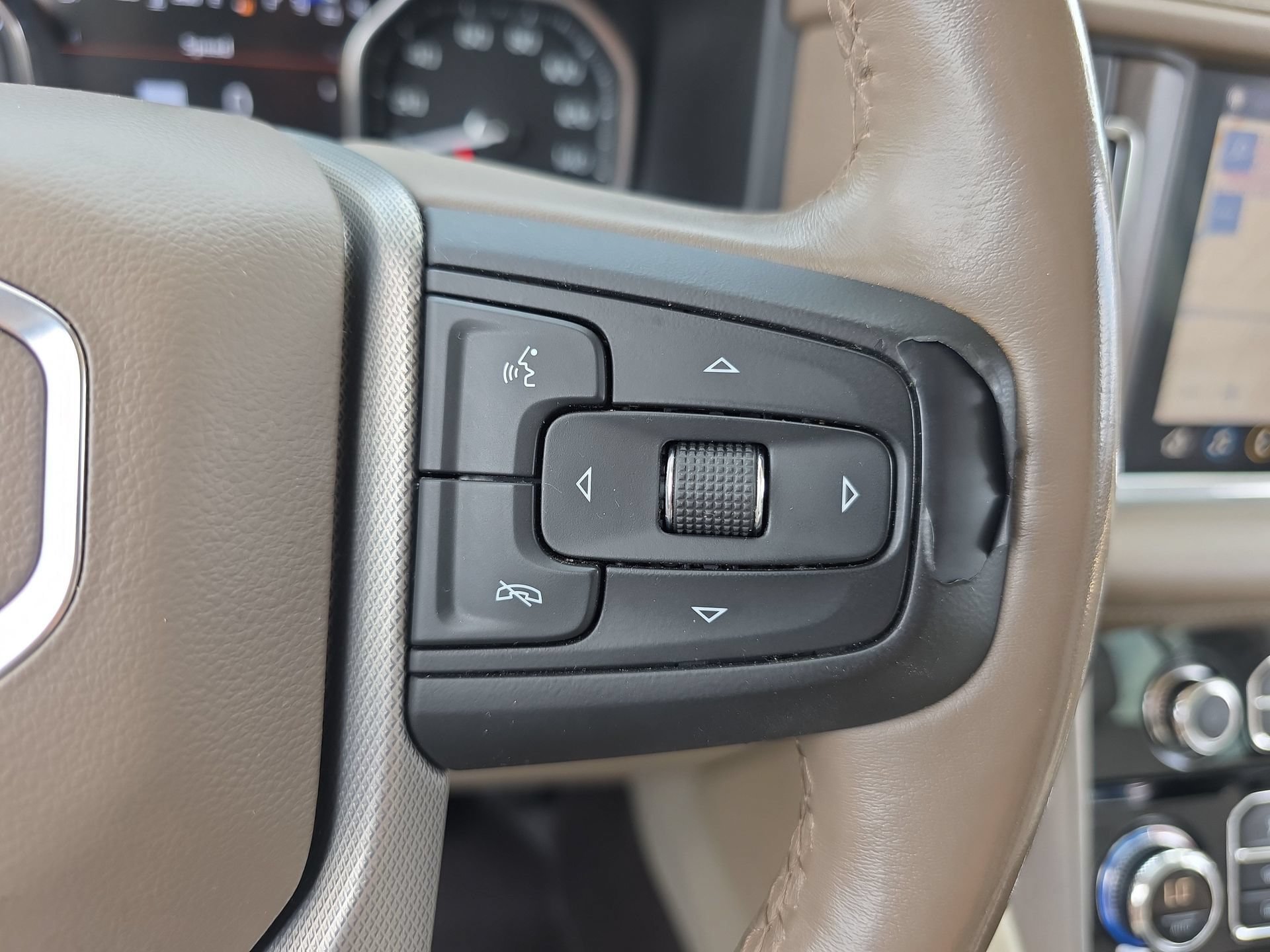Used 2021 GMC Yukon XL Denali AWD/4WD image 22