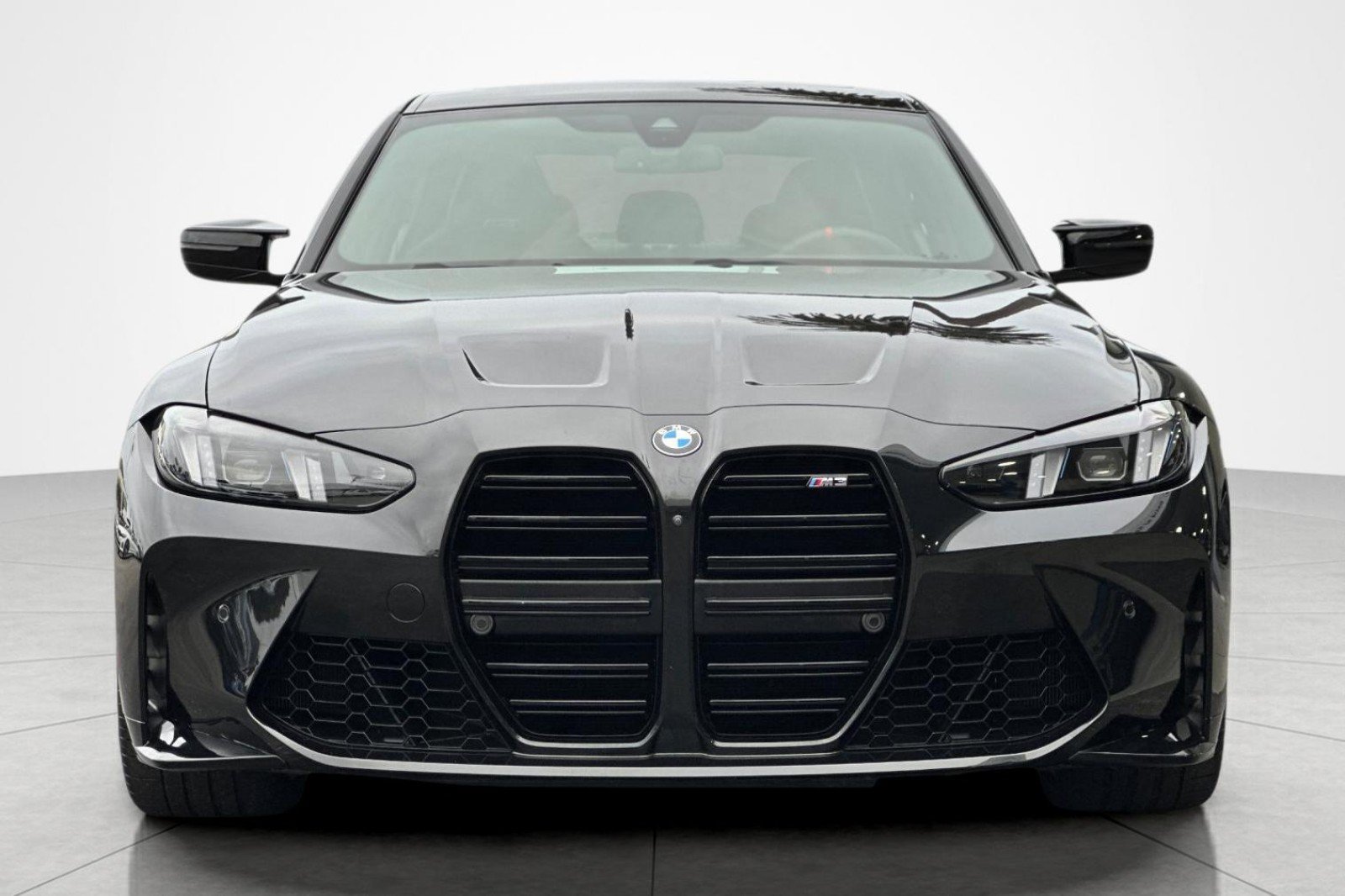 Used 2025 BMW M3 w/ Executive Package RWD image 8