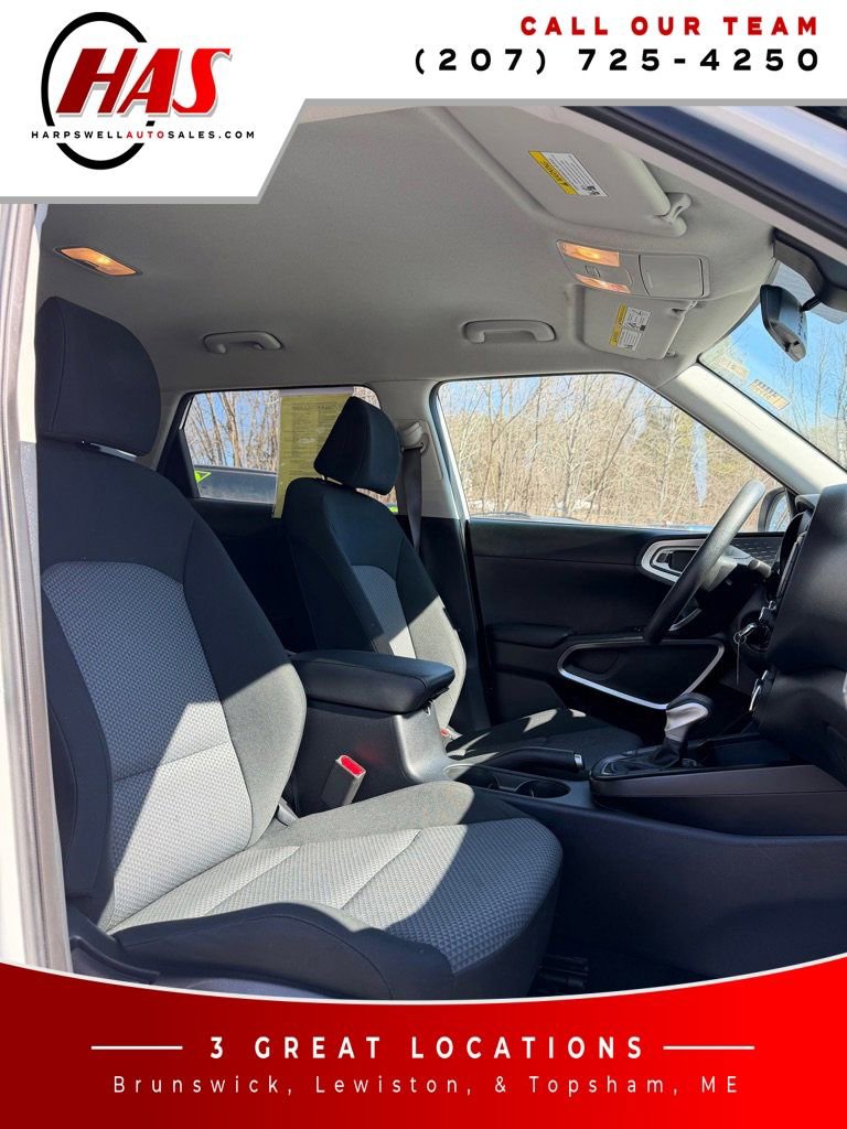 Used 2023 Kia Soul LX w/ Option Group 015 FWD image 13