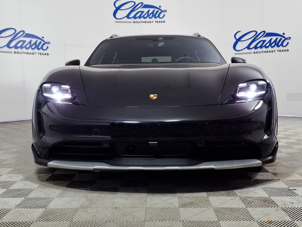 Used 2023 Porsche Taycan 4 Cross Turismo image 3