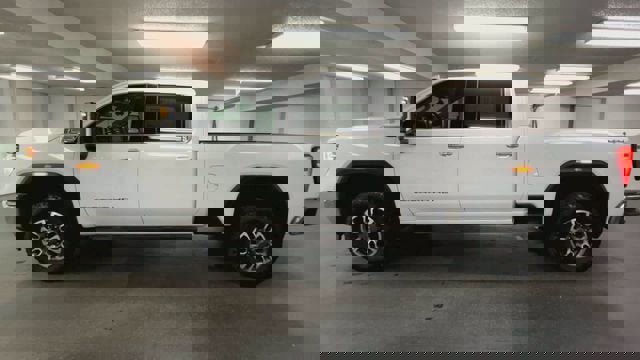 Certified 2024 GMC Sierra 2500 SLT w/ SLT Premium Package image 5