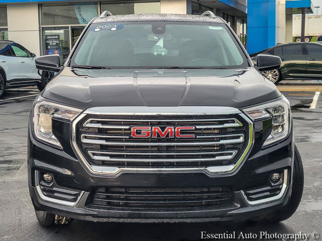 Certified 2023 GMC Terrain SLT w/ LPO, Floor Liner Package FWD image 5