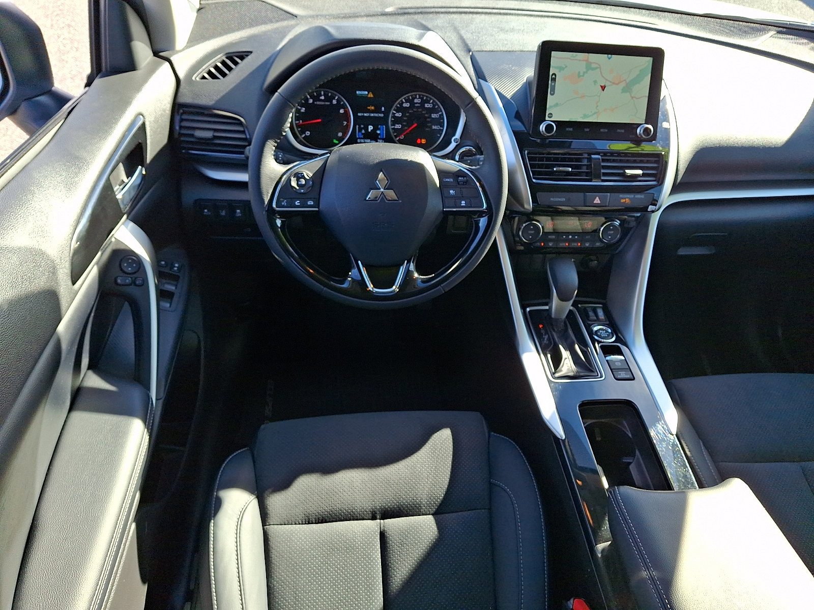 Used 2024 Mitsubishi Eclipse Cross SE AWD/4WD image 12