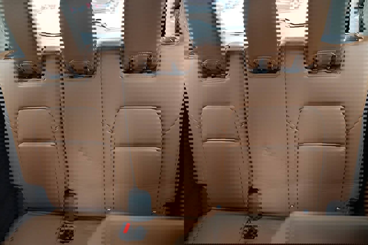 Used 2023 Nissan Pathfinder Platinum image 17