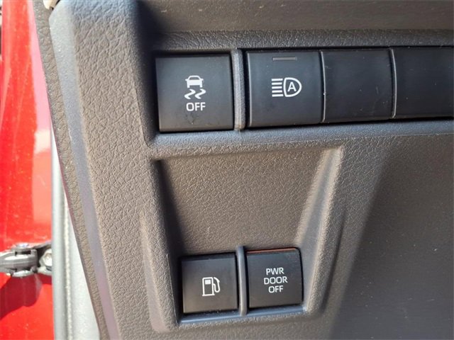 Used 2023 Toyota Sienna LE image 20