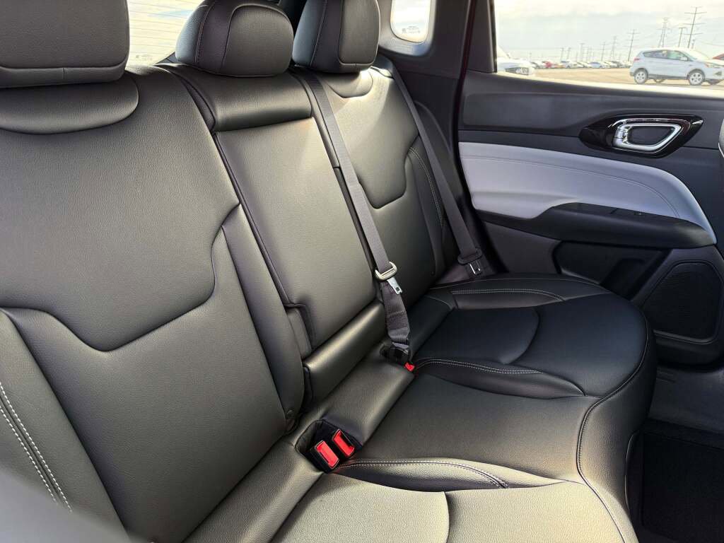 New 2026 Jeep Compass Limited image 21