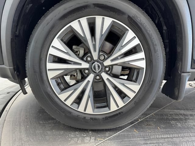 Used 2022 Nissan Rogue SV FWD image 10