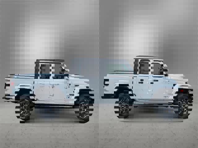 New 2025 Jeep Gladiator Sport image 9