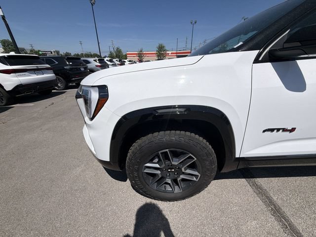 New 2026 GMC Terrain AT4 w/ LPO, Black Badging Package AWD/4WD image 10