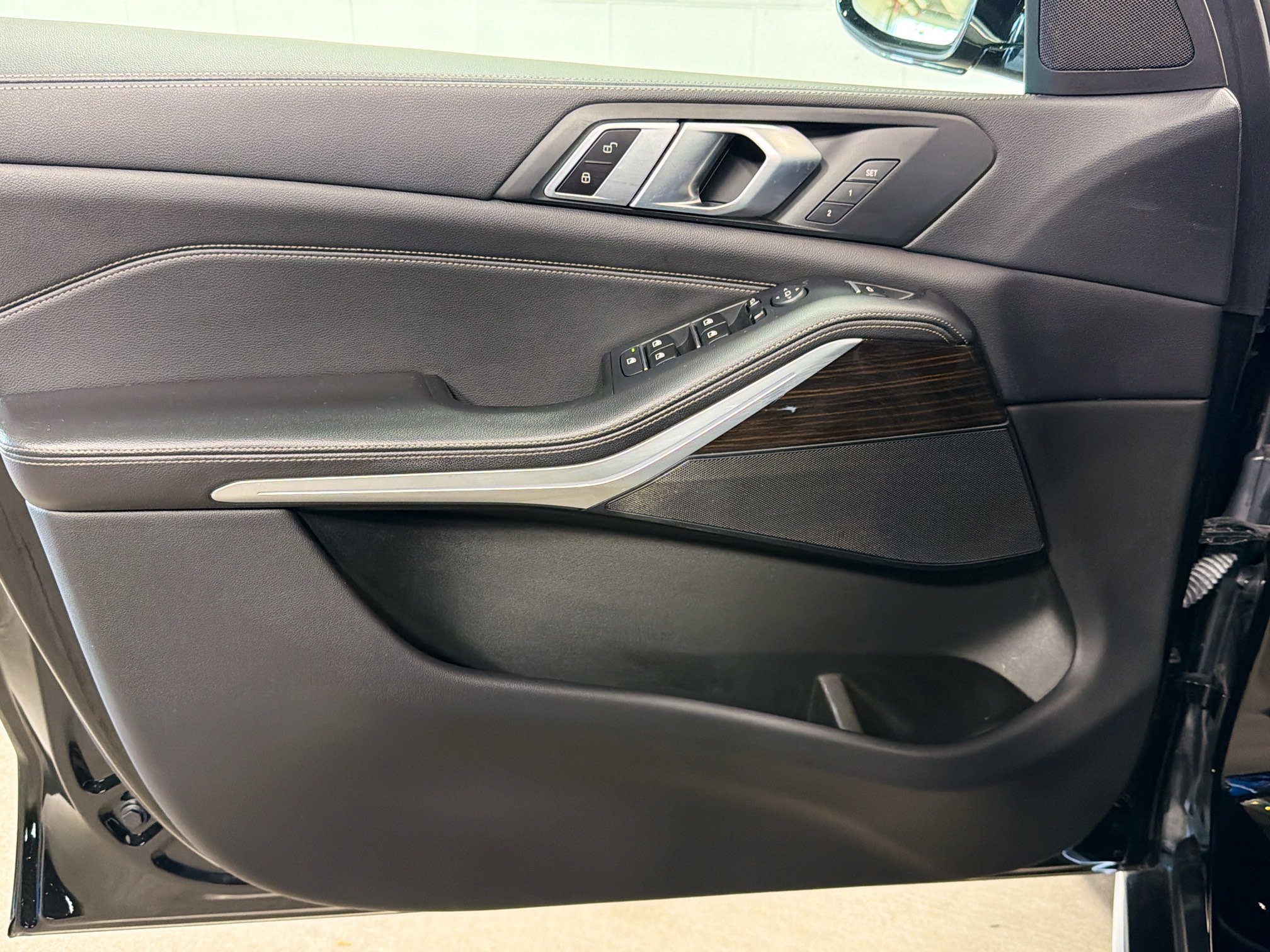 Used 2020 BMW X5 sDrive40i w/ Premium Package image 22