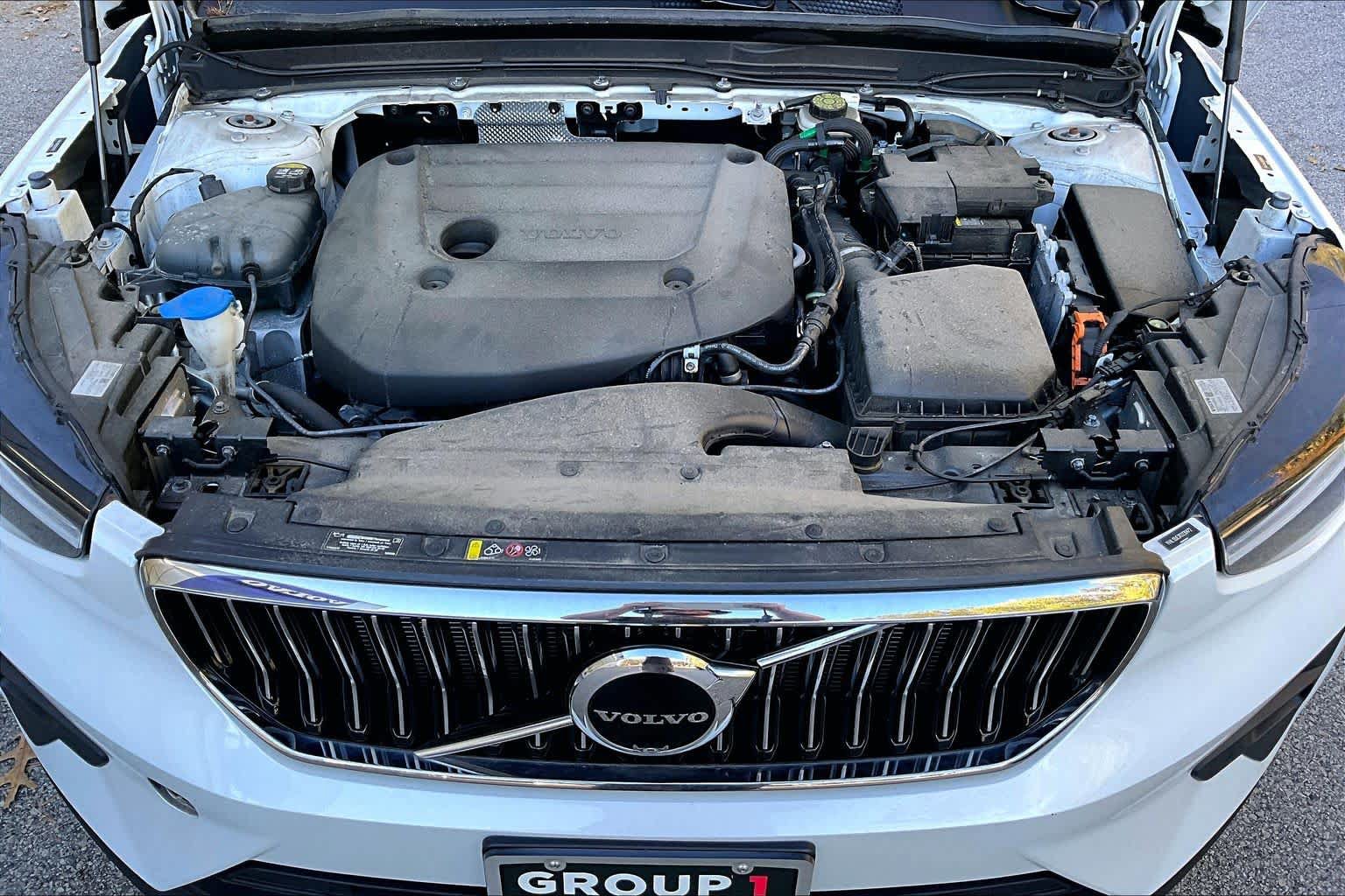 Certified 2024 Volvo XC40 B5 Plus w/ Protection Package Premier AWD/4WD image 29
